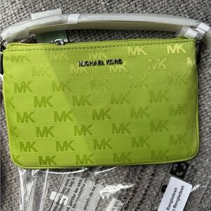 Michael Kors Jet Set Travel Small Lime Wristlet – Brand New Sealed